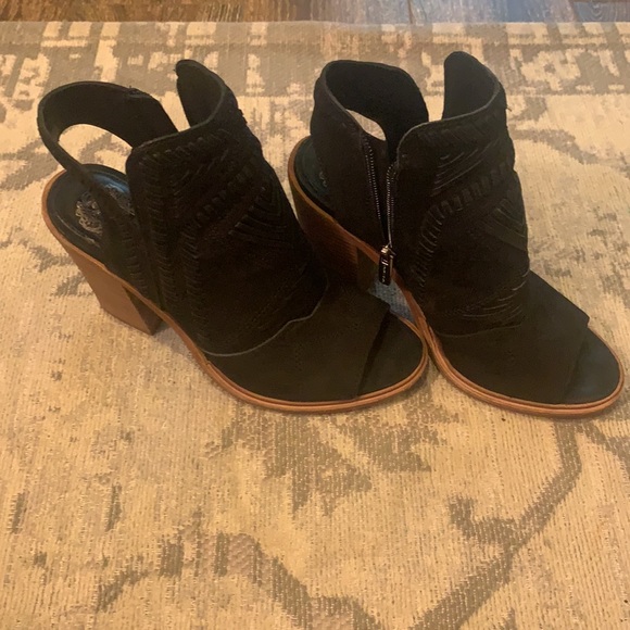 Vince Camino block booties - Picture 5 of 9